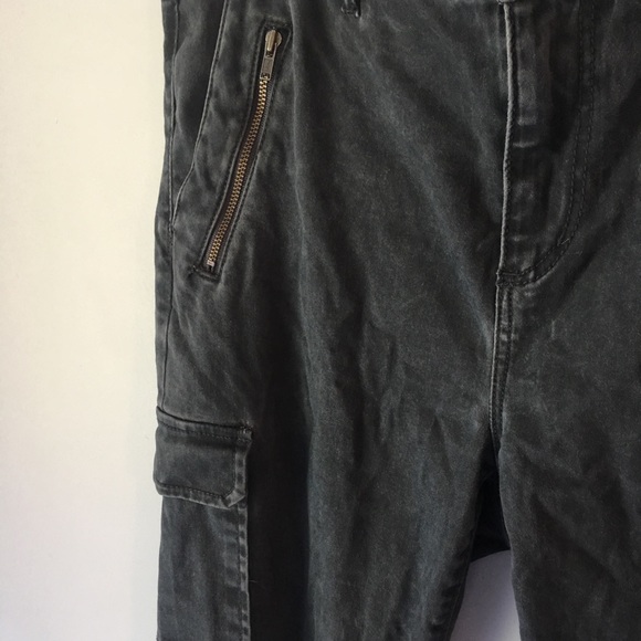 LOFT Super-Soft Heathered Cargo Pants - Picture 3 of 5